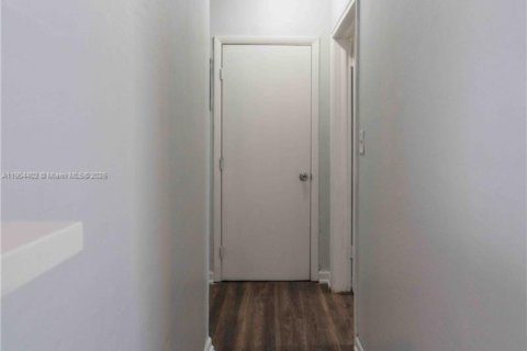 Appartement à louer à Miami Beach, Floride: 1 chambre, 91.97 m2 № 1955378 - photo 9