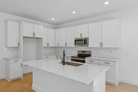 Villa ou maison à vendre à Mount Dora, Floride: 5 chambres, 260.13 m2 № 1449209 - photo 3