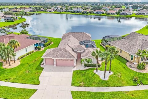 House in North Port, Florida 3 bedrooms, 179.77 sq.m. № 2342086
