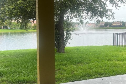 Casa en venta en Kissimmee, Florida, 4 dormitorios, 236.44 m2 № 1778812 - foto 3
