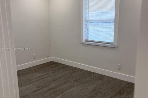 House in Fort Lauderdale, Florida 2 bedrooms, 74.32 sq.m. № 2002504 - photo 15