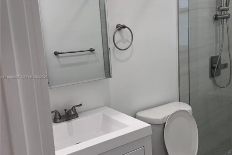 House in Fort Lauderdale, Florida 2 bedrooms, 74.32 sq.m. № 2002504 - photo 21