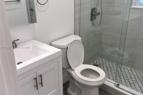 House in Fort Lauderdale, Florida 2 bedrooms, 74.32 sq.m. № 2002504 - photo 20