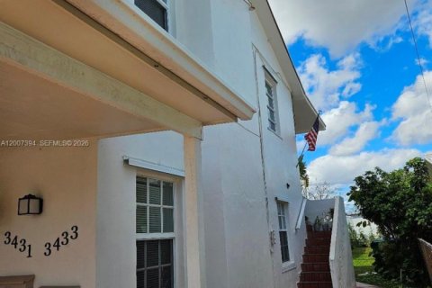 Propiedad comercial en venta en Miami, Florida, 318.56 m2 № 2076112 - foto 12