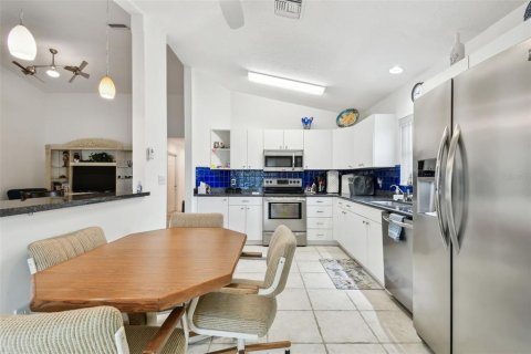 Villa ou maison à vendre à Palmetto, Floride: 3 chambres, 138.24 m2 № 1894971 - photo 13