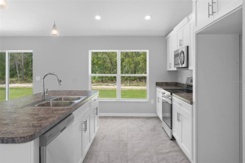 Villa ou maison à vendre à Weeki Wachee, Floride: 3 chambres, 160.16 m2 № 1816183 - photo 11