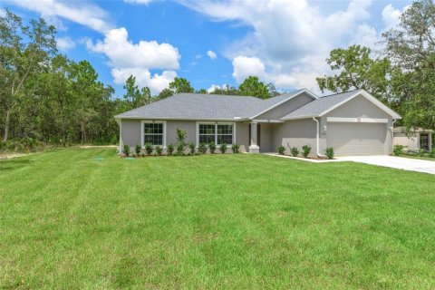 Villa ou maison à vendre à Weeki Wachee, Floride: 3 chambres, 160.16 m2 № 1816183 - photo 2