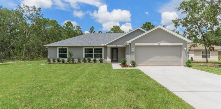 Villa ou maison à Weeki Wachee, Floride 3 chambres, 160.16 m2 № 1816183
