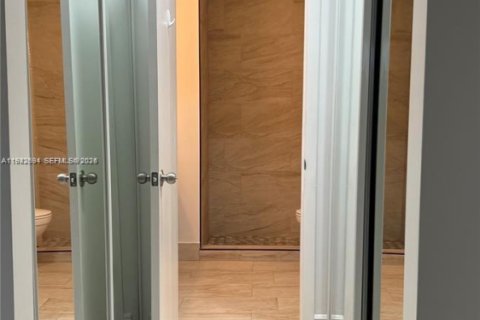 Touwnhouse à louer à Miami, Floride: 3 chambres, 117.06 m2 № 2000285 - photo 8