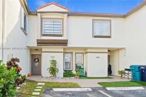 Touwnhouse à Miami, Floride 3 chambres, 117.06 m2 № 2000285