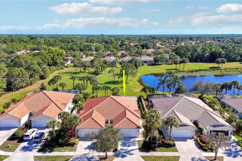 Touwnhouse à vendre à Hobe Sound, Floride: 2 chambres, 158.49 m2 № 1999090 - photo 3