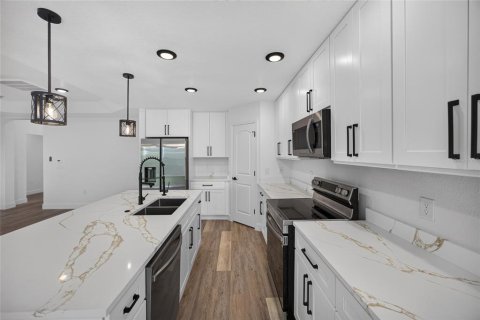 Villa ou maison à vendre à Sanford, Floride: 3 chambres, 128.58 m2 № 2237584 - photo 19