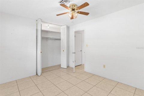 Condo in Mount Dora, Florida, 2 bedrooms  № 1842182 - photo 16