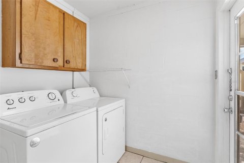 Condo in Mount Dora, Florida, 2 bedrooms  № 1842182 - photo 26