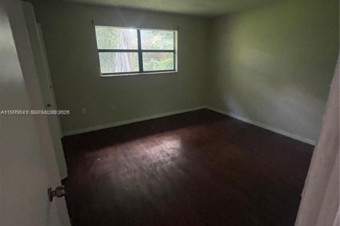 Casa en alquiler en Miami, Florida, 2 dormitorios, 83.61 m2 № 2060990 - foto 7