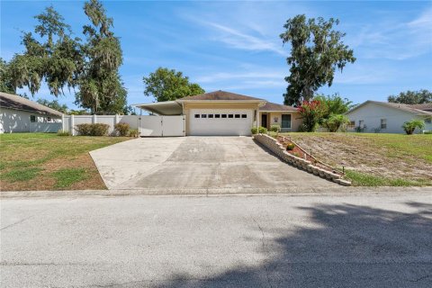 Casa en Lakeland, Florida 3 dormitorios, 149.39 m2 № 2218871