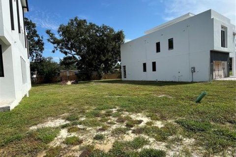 Terreno en venta en Tampa, Florida № 1907251 - foto 3