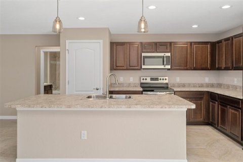 House in Citrus Springs, Florida 3 bedrooms, 137.77 sq.m. № 1554577 - photo 7