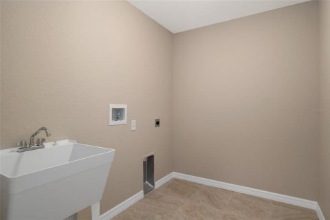 House in Citrus Springs, Florida 3 bedrooms, 137.77 sq.m. № 1554577 - photo 17