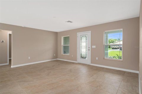 House in Citrus Springs, Florida 3 bedrooms, 137.77 sq.m. № 1554577 - photo 15