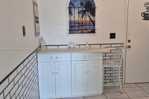 Copropriété à vendre à Lauderhill, Floride: 1 chambre, 86.21 m2 № 2089292 - photo 12
