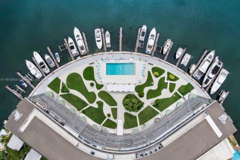 Condominio en venta en Miami Beach, Florida, 4 dormitorios, 297.29 m2 № 1927967 - foto 29