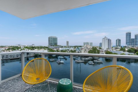 Condominio en venta en Miami Beach, Florida, 4 dormitorios, 297.29 m2 № 1927967 - foto 13