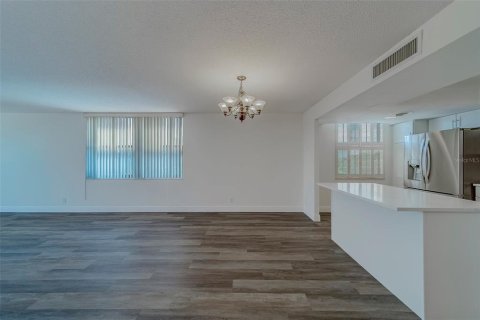Copropriété à louer à Belleair, Floride: 2 chambres, 129.6 m2 № 1873362 - photo 3