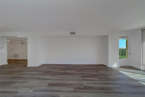 Copropriété à louer à Belleair, Floride: 2 chambres, 129.6 m2 № 1873362 - photo 12