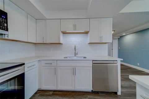 Copropriété à louer à Belleair, Floride: 2 chambres, 129.6 m2 № 1873362 - photo 9