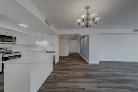 Copropriété à louer à Belleair, Floride: 2 chambres, 129.6 m2 № 1873362 - photo 5
