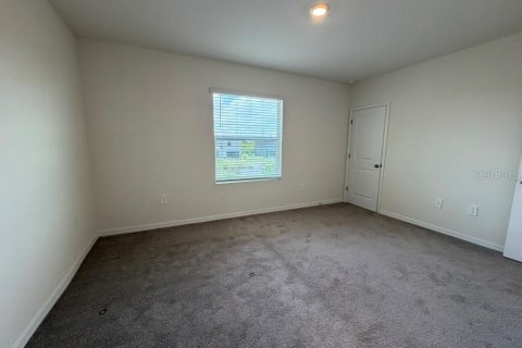 Townhouse in Sarasota, Florida 3 bedrooms, 160.16 sq.m. № 2210588 - photo 15