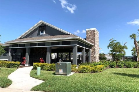 Townhouse in Sarasota, Florida 3 bedrooms, 160.16 sq.m. № 2210588 - photo 21