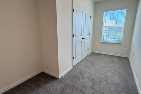 Townhouse in Sarasota, Florida 3 bedrooms, 160.16 sq.m. № 2210588 - photo 19