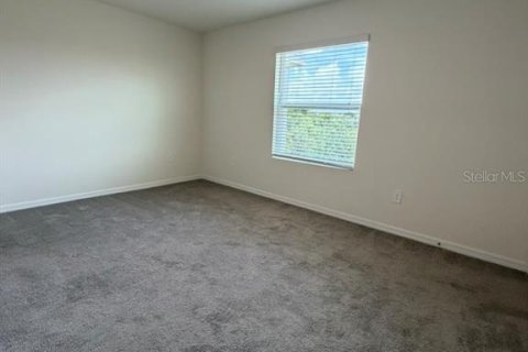 Townhouse in Sarasota, Florida 3 bedrooms, 160.16 sq.m. № 2210588 - photo 16