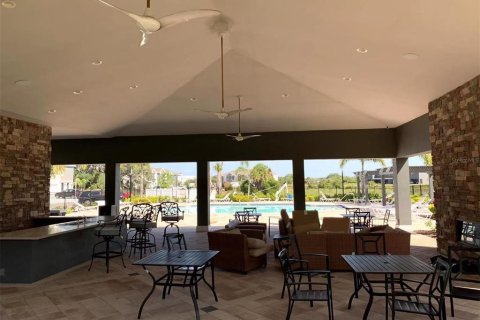 Townhouse in Sarasota, Florida 3 bedrooms, 160.16 sq.m. № 2210588 - photo 23