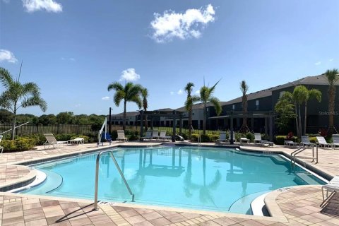 Townhouse in Sarasota, Florida 3 bedrooms, 160.16 sq.m. № 2210588 - photo 22