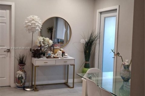 Купить виллу или дом в Майами, Флорида 3 спальни, 108.42м2, № 1973670 - фото 22