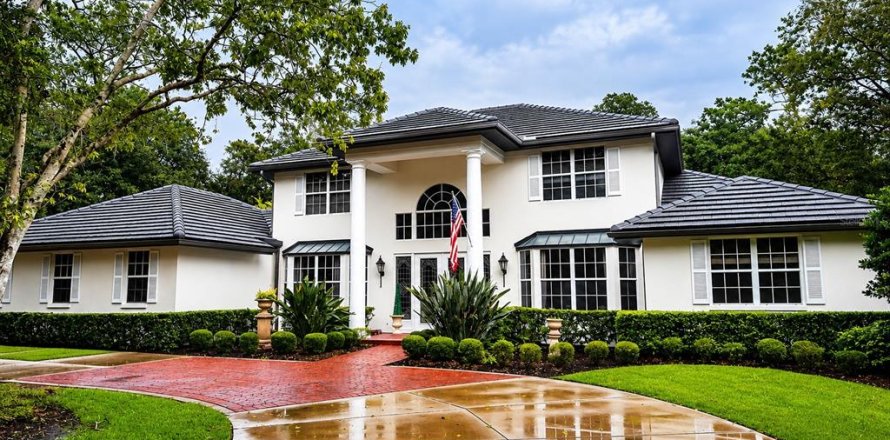Villa ou maison à Sarasota, Floride 5 chambres, 407.1 m2 № 2148331