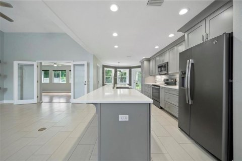 House in Palm Coast, Florida 3 bedrooms, 197.51 sq.m. № 1884825 - photo 11