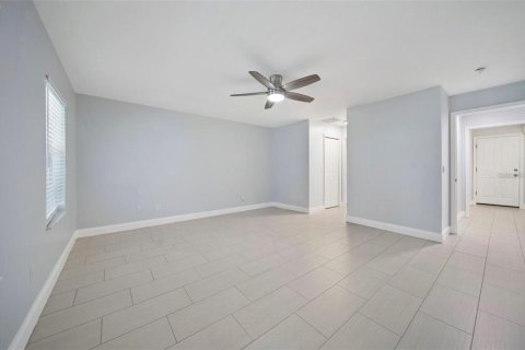 House in Palm Coast, Florida 3 bedrooms, 197.51 sq.m. № 1884825 - photo 21