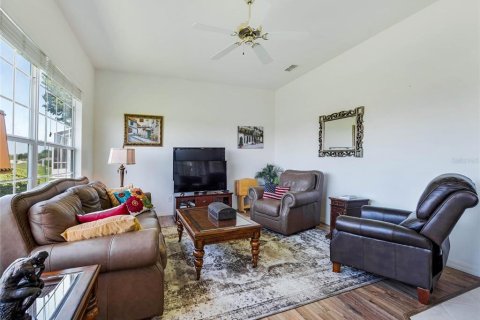 House in Summerfield, Florida 3 bedrooms, 186.64 sq.m. № 1626352 - photo 19