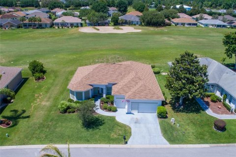 House in Summerfield, Florida 3 bedrooms, 186.64 sq.m. № 1626352 - photo 2