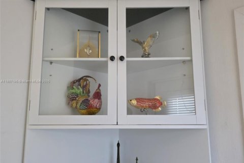 Купить кондоминиум в Халландейл-Бич, Флорида 1 спальня, 72.93м2, № 1874617 - фото 21