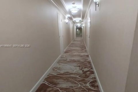 Купить кондоминиум в Авентура, Флорида 1 спальня, 84.91м2, № 2051914 - фото 15
