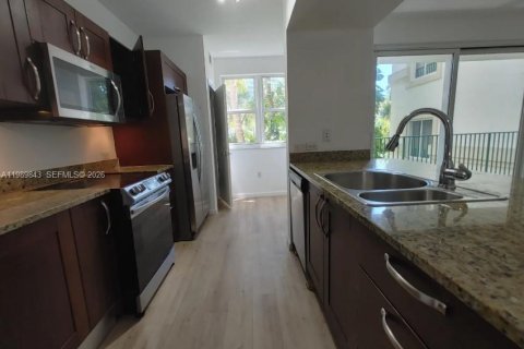 Кондоминиум с 1 спальней в Авентура, Флорида № 2051914