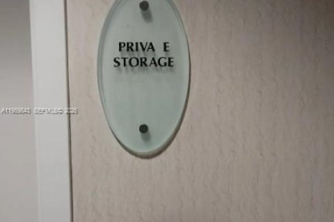 Купить кондоминиум в Авентура, Флорида 1 спальня, 84.91м2, № 2051914 - фото 13