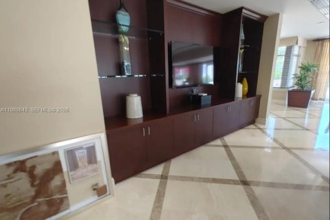 Купить кондоминиум в Авентура, Флорида 1 спальня, 84.91м2, № 2051914 - фото 24