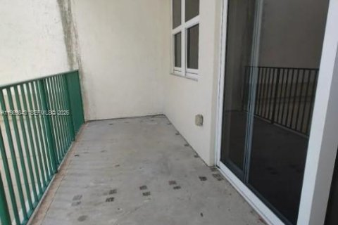 Купить кондоминиум в Авентура, Флорида 1 спальня, 84.91м2, № 2051914 - фото 12