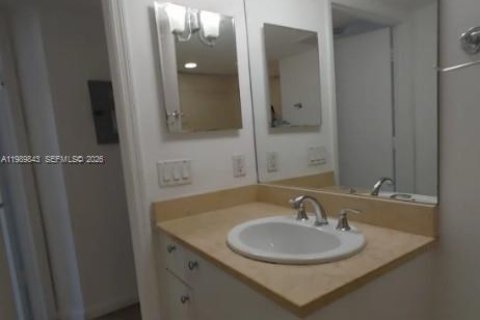 Купить кондоминиум в Авентура, Флорида 1 спальня, 84.91м2, № 2051914 - фото 10